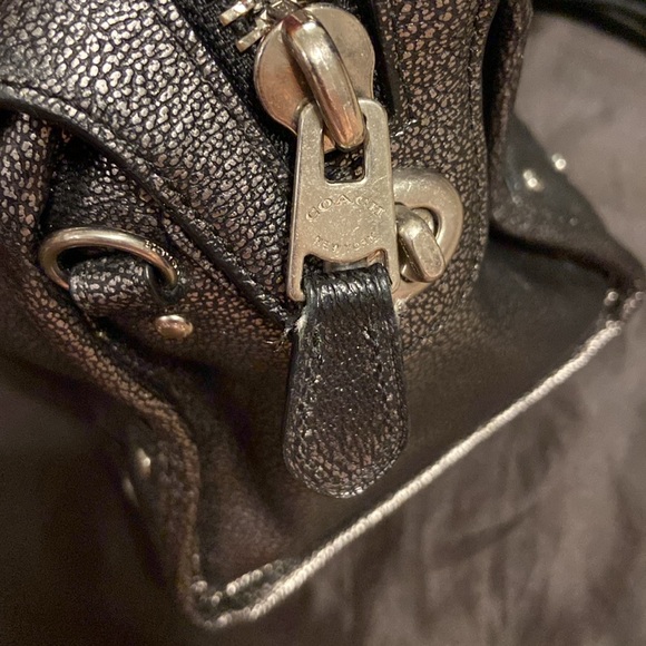 Coach metallic crossbody/clutch - Picture 6 of 13